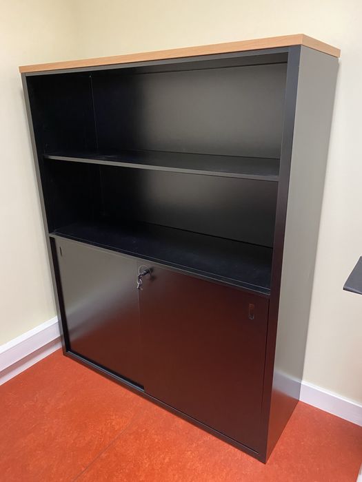 Estante Armário misto Staples