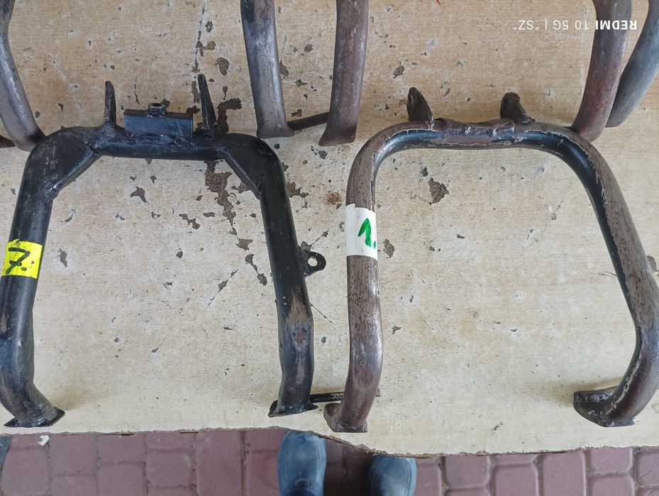 WSK - części - stopki centralne - 4 sztuki