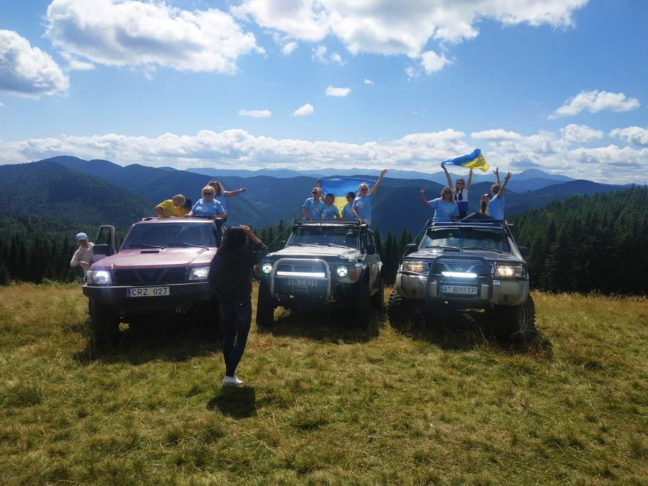 Подорожі горами, джиптур, джипінг, екскурсії, off road, джип тур