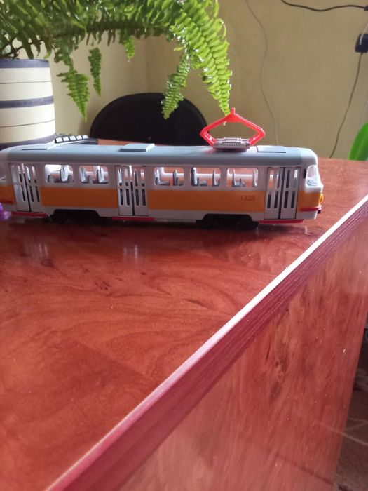 Трамвай і камаз за одну ціну