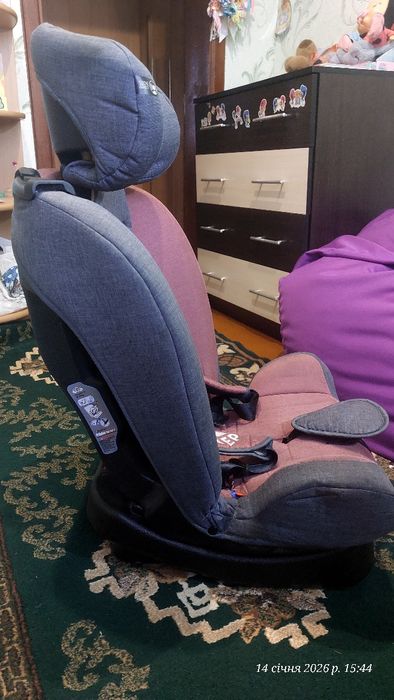 Автокрісло в гарному стані.
