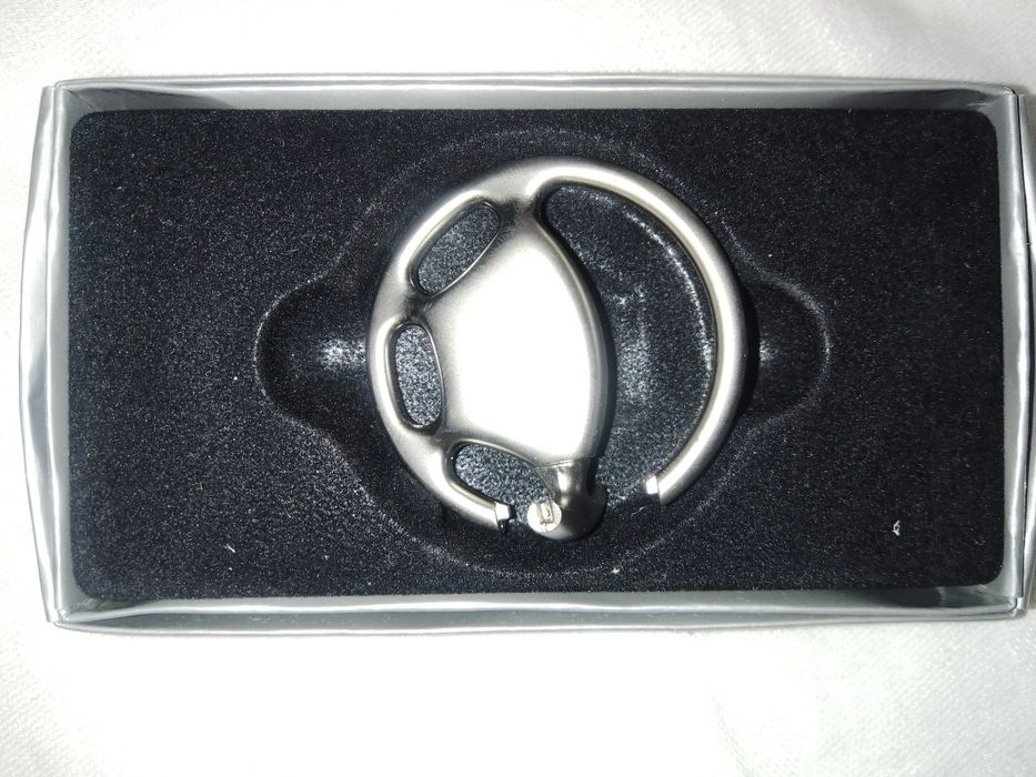 Брелок для ключів Mobil новий