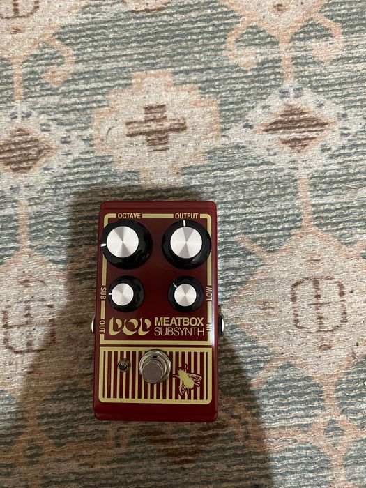 Pedais de efeitos diversos