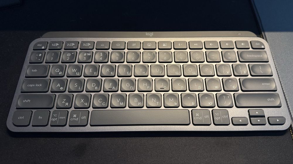 Продам Logitech keys M