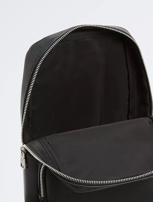 Сумка Calvin Klein All Day Sling Bag оригинал