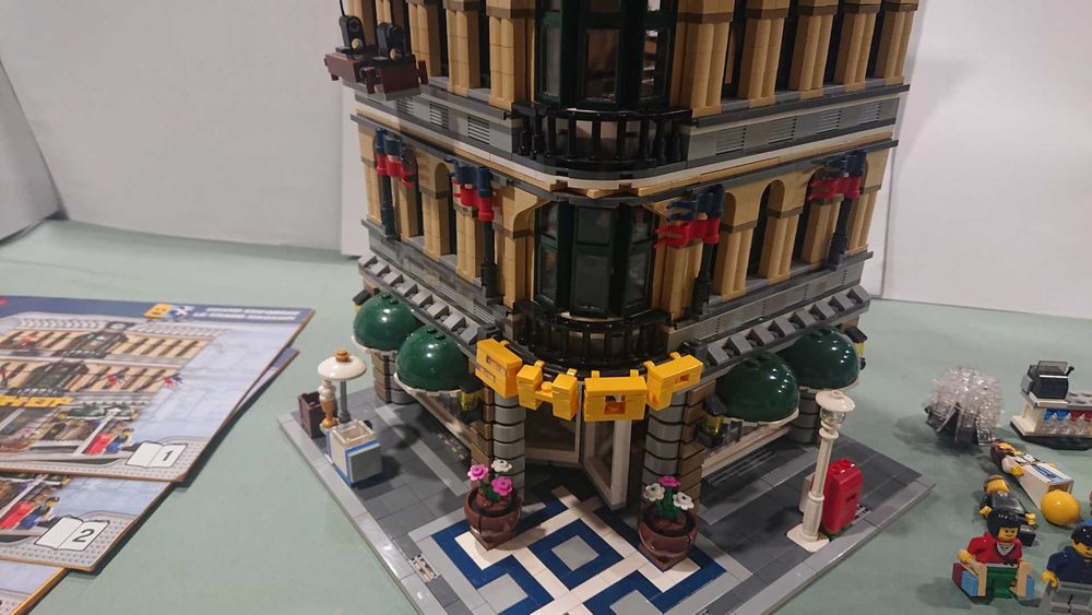 LEGO Modulares: 10182 | 10211