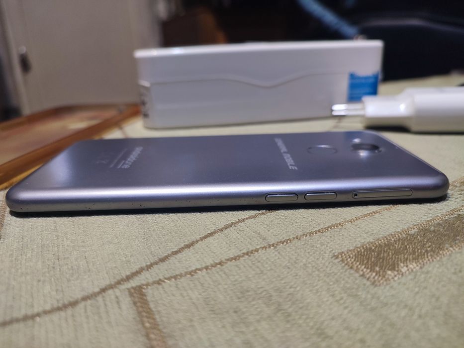 Смартфон General Mobile GM8, 3/32