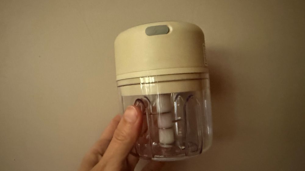 Bezprzewodowy mini rozdrabniacz