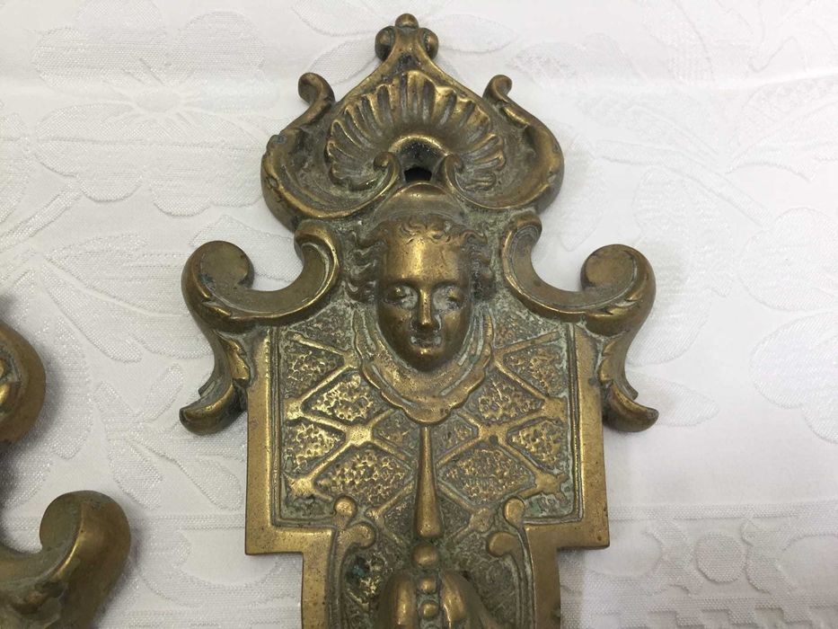 Castiçais de parede antigos em bronze