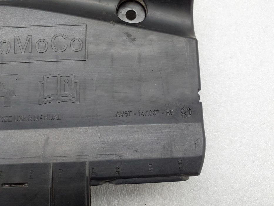 Caixa fusíveis da bateria FORD Focus III