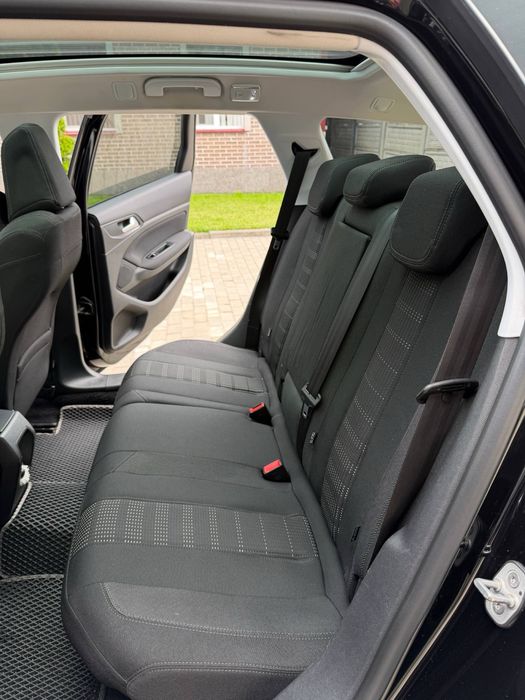 Peugeot 308 T9 2015