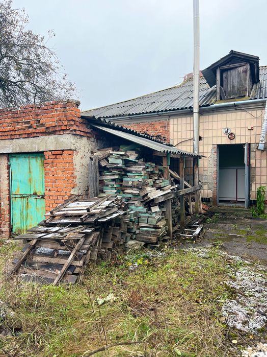 Продам комерційне приміщення