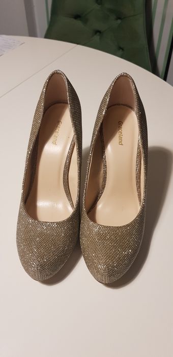 Туфлі святкові жіночі