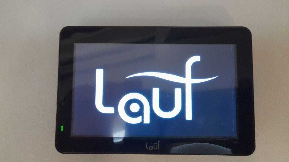 Автомобильный GPS навигатор Lauf