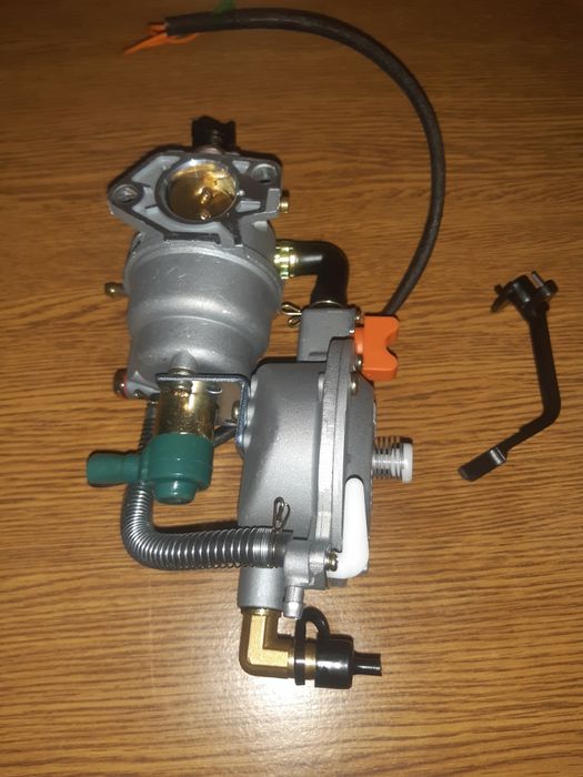 Карбюратор двухтопливный газ-бензин для бензогенератора 5кВт и выше ,
