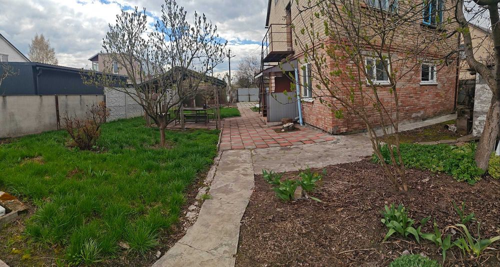 Продам двоповерховий будинок з участок 15соток (Шевченкове) - View 2