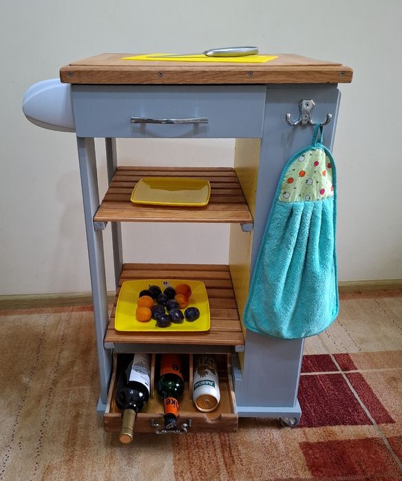 Сервировочный (разделочный) столик