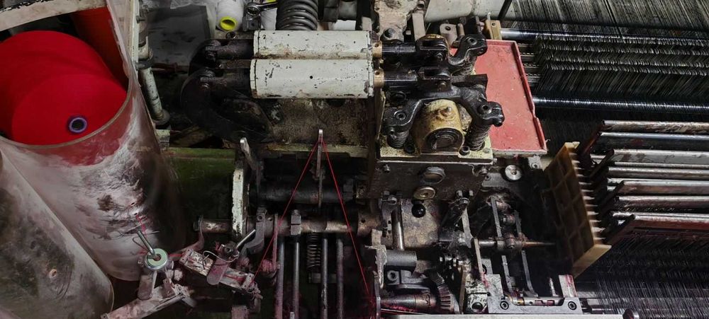 Ткацькі верстати СТБ 180-4 в  хорошому стані ( напрацювання мале )