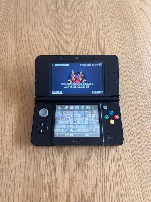 New Nintendo 3DS Preta com 100+ Jogos