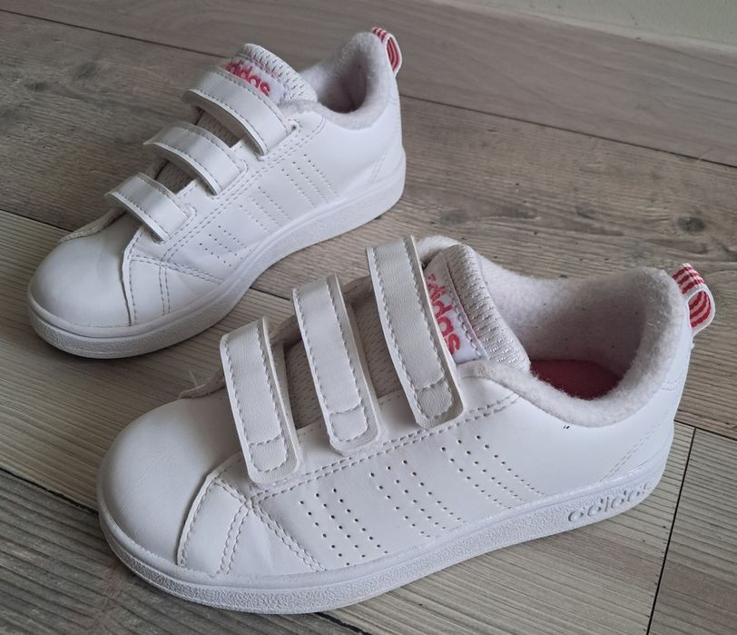 Кросівки ADIDAS  (р. 28)