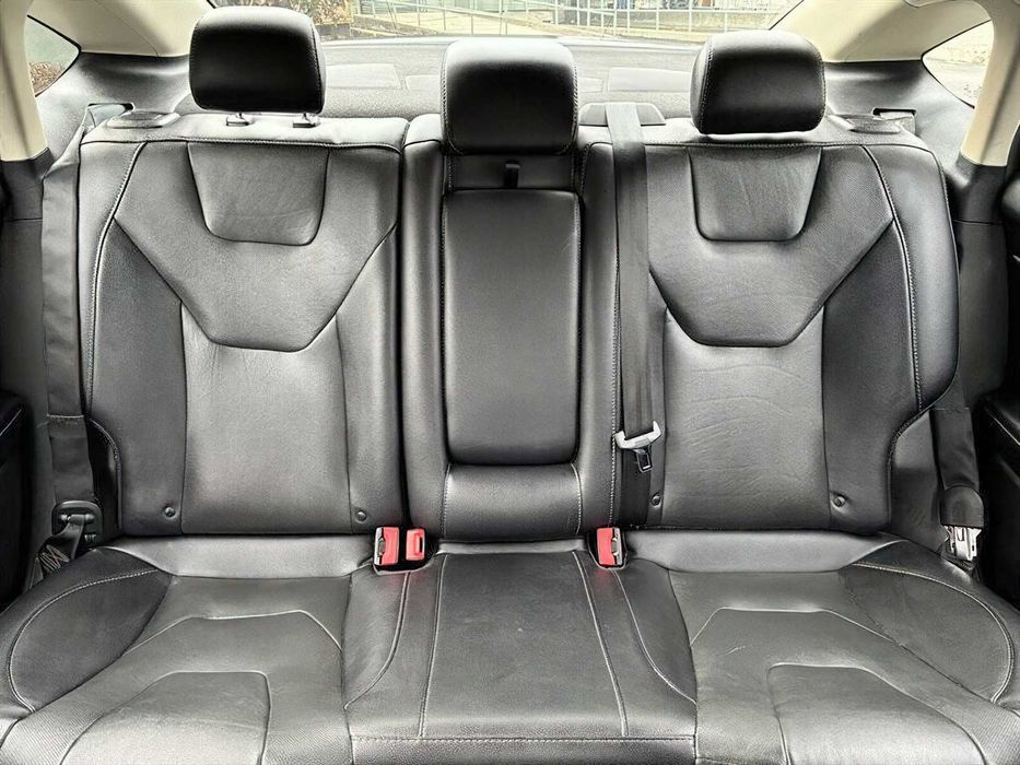Ford Fusion Energi Titanium      2019