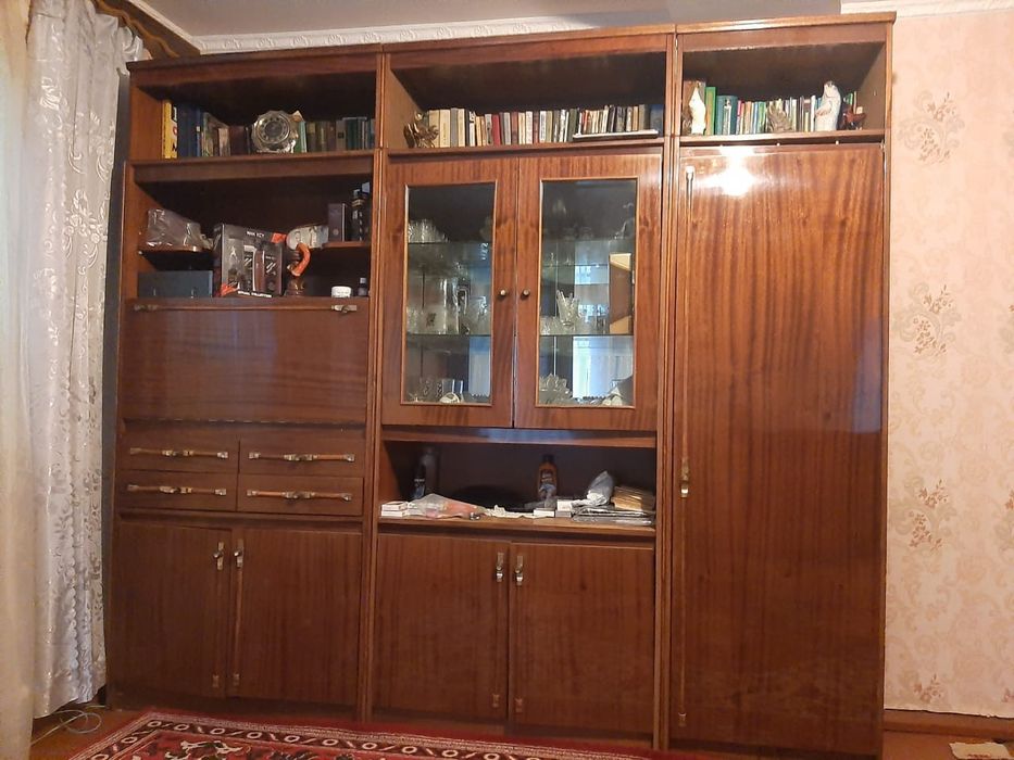 Шкаф с антресолью и др.