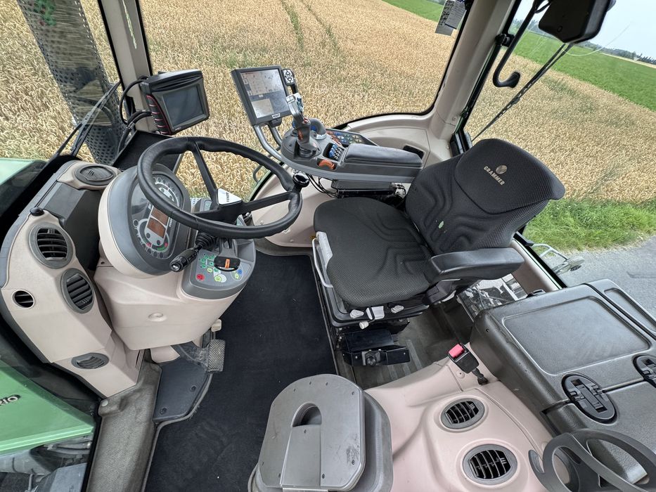 Fendt 828 Vario tms (+obiaciążnik 1000kg)