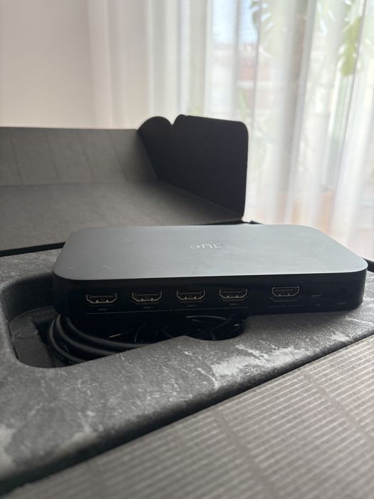 Philips Hue Play HDMI Sync Bo