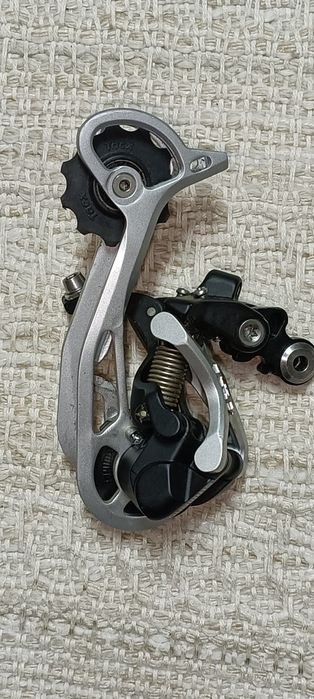 Desviador traseiro Shimano XT M772