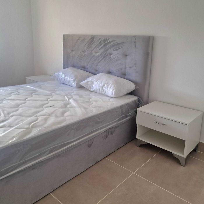 Camas de Casal Estofadas de Luxo 199€ Disp. em Várias Cores! 190x140m!