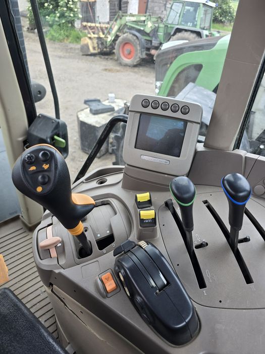 John Deere  7530