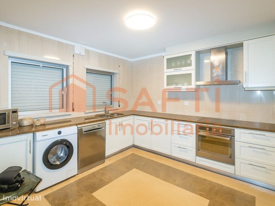 Moradia primeira linha do mar