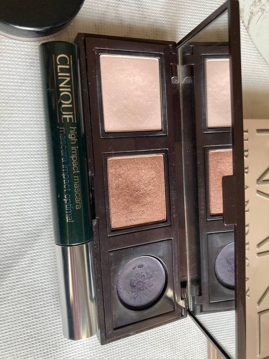 Косметика палетка Urban Decay, Clinique, Mac
