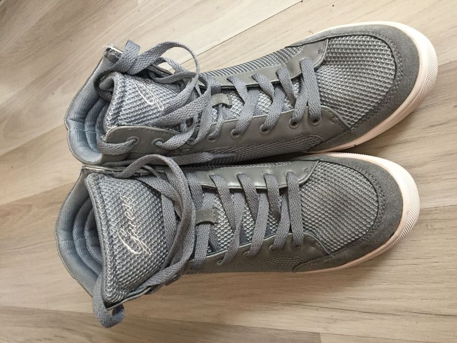 Buty Guess sneakers na koturnie
