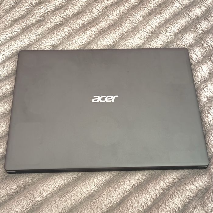 Ноутбук Acer Aspire 3 15,6 ssd128 озу4gb б/у в дуже гарному стані