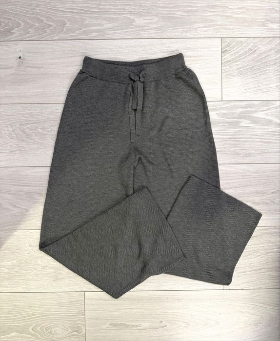 Прямі штани Oysho