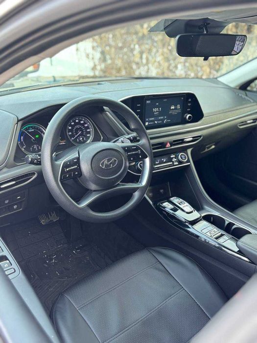 Оренда Sonata DN8 HYBRID