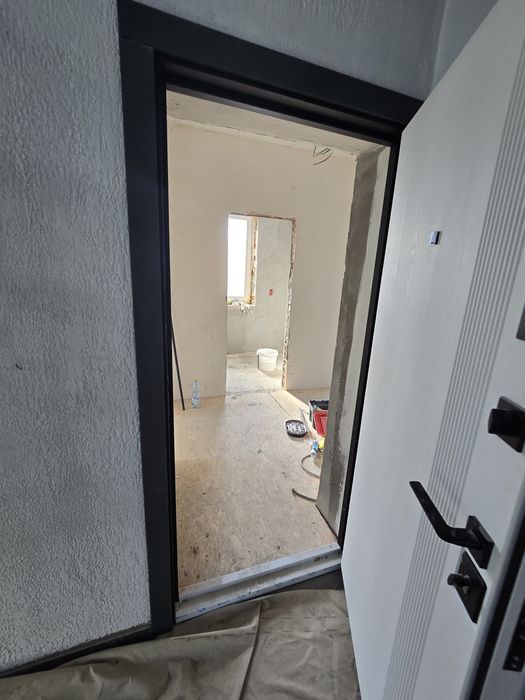 Продам квартиру з кладовою в центрі  міста