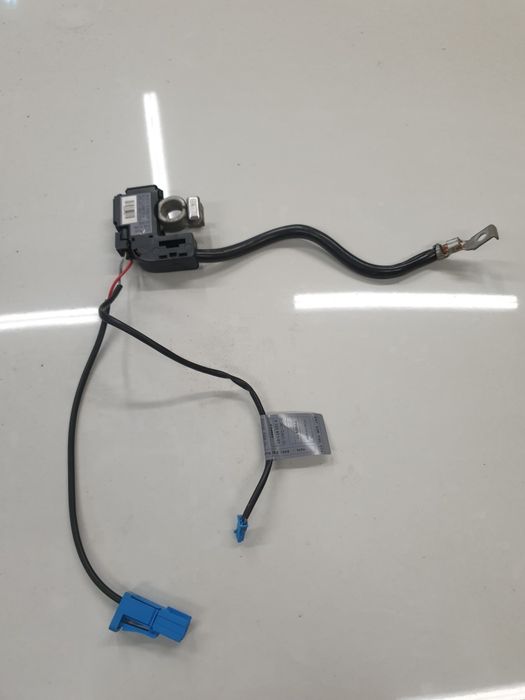 Klema Minusowa IBS ibs Bmw e81 e87 e90 e91 e70 e71 e60 e61 Bmw OEM Części
