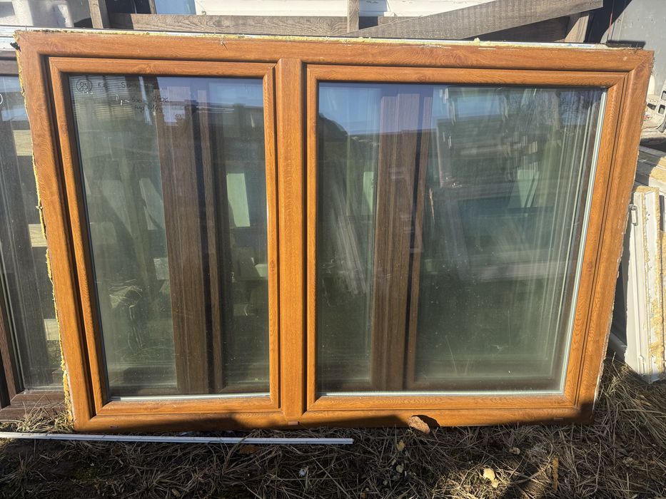1x okno pcv 206x143 zloty dab biale dzielone 1/3 rozwierne dostawa RU