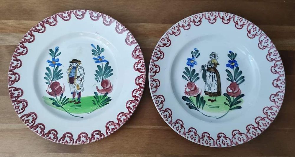 Conjunto de pratos franceses, finais do século XIX, pintados à mão
