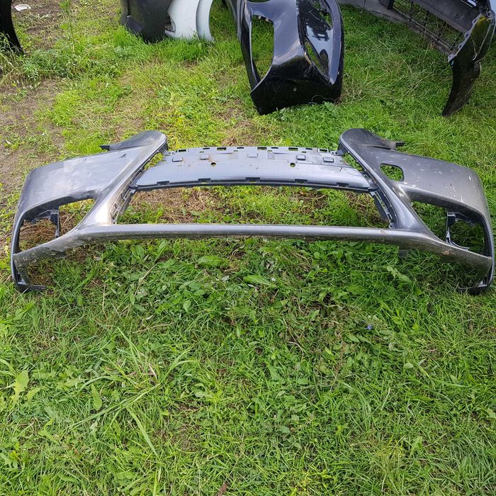 zderzak przód Lexus IS 300H