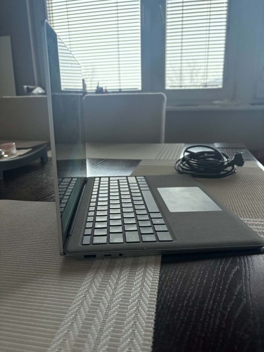 Laptop Microsoft