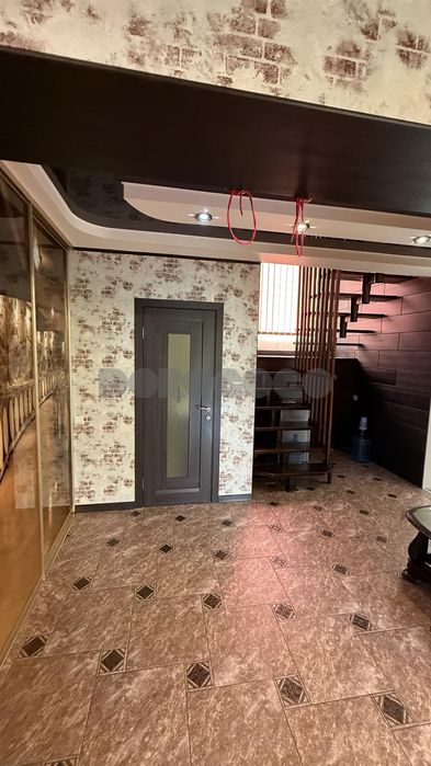 Продаж Триповерхового будинка. Вишневе.