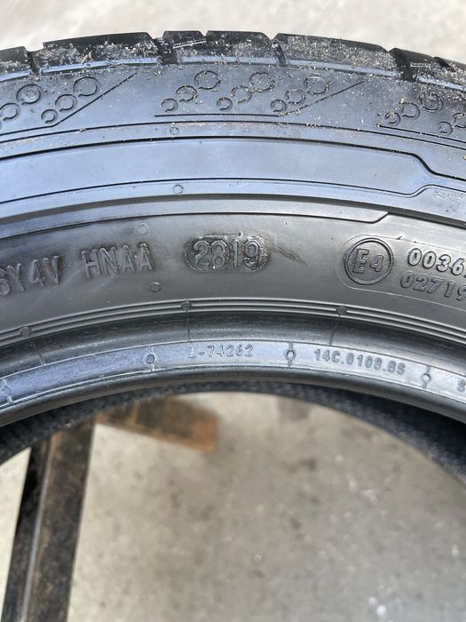 Шины 225/55/17C Continental ContiVanContact 4шт лето
