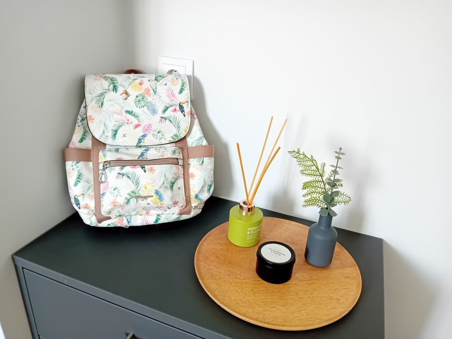Mochila estampado tropical