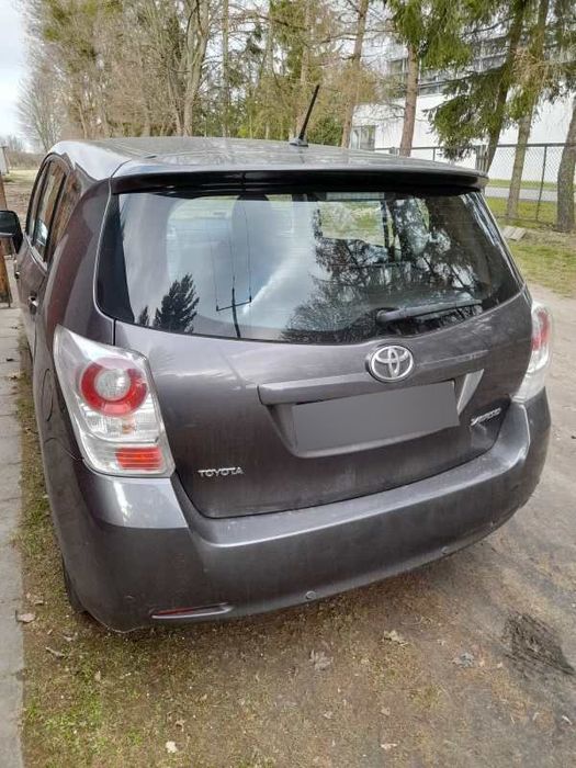 Toyota Verso Drugi właściciel (od 10 lat)