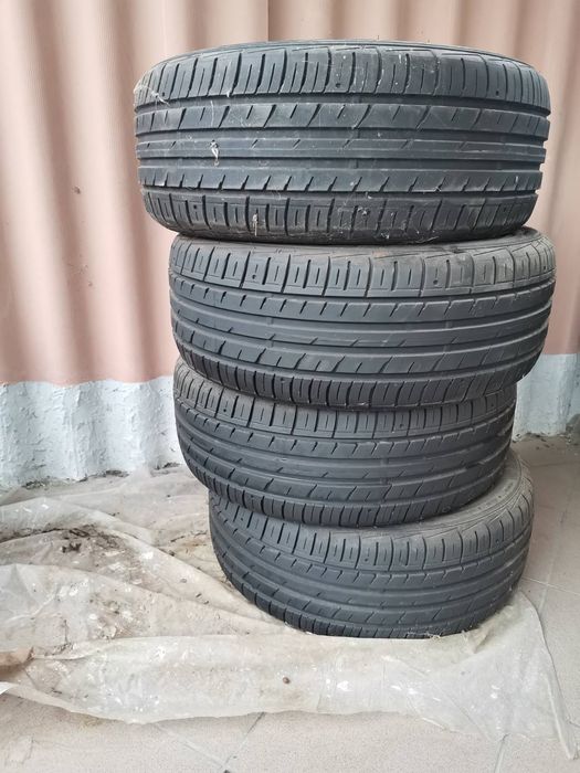 Шини R16 літні легкові 215/55 Falken.