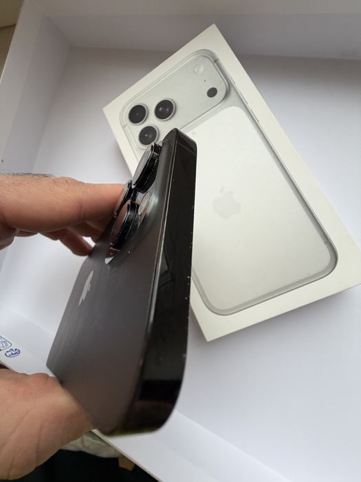 iPhone 14 pro max 256 esim