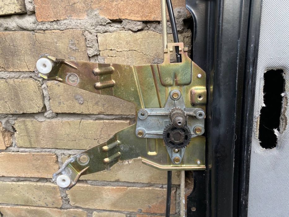 Продам електролюк на Fiat Tempra